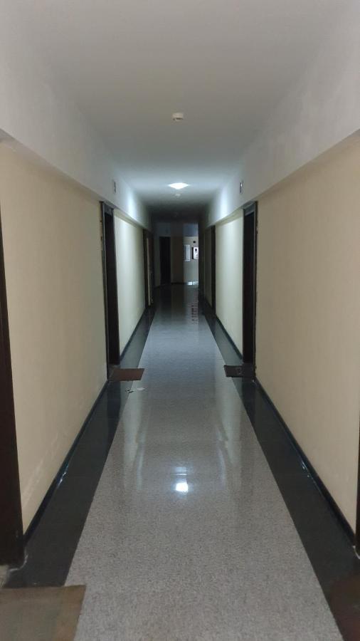 Apartment In Yalchin Star Residence Batumi Bagian luar foto