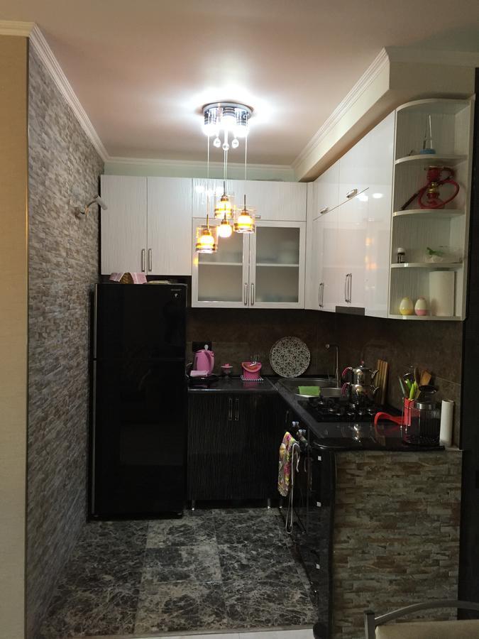 Apartment In Yalchin Star Residence Batumi Bagian luar foto