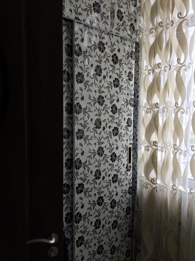 Apartment In Yalchin Star Residence Batumi Bagian luar foto