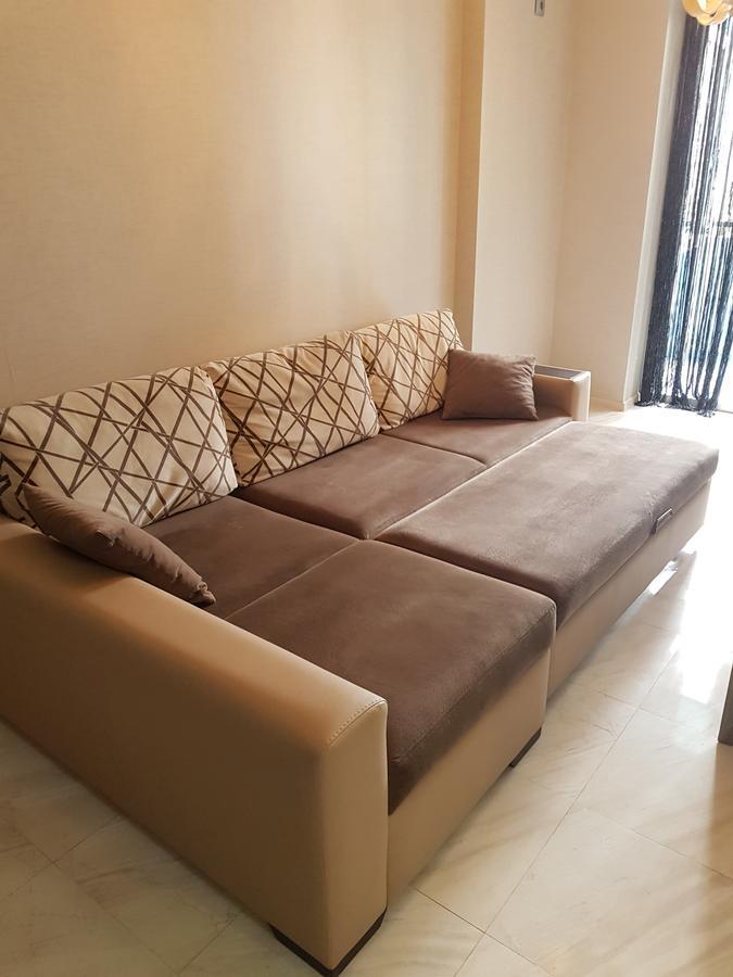 Apartment In Yalchin Star Residence Batumi Bagian luar foto